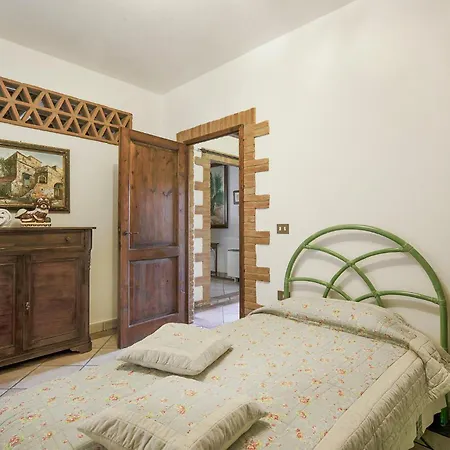 Gorgeous In * Gambassi Terme
